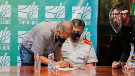 Federación de Bomberos firmó la escritura de su predio en Tapalqué