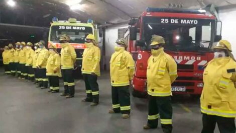 Indumentaria forestal para los Bomberos Voluntarios de 25 de Mayo
