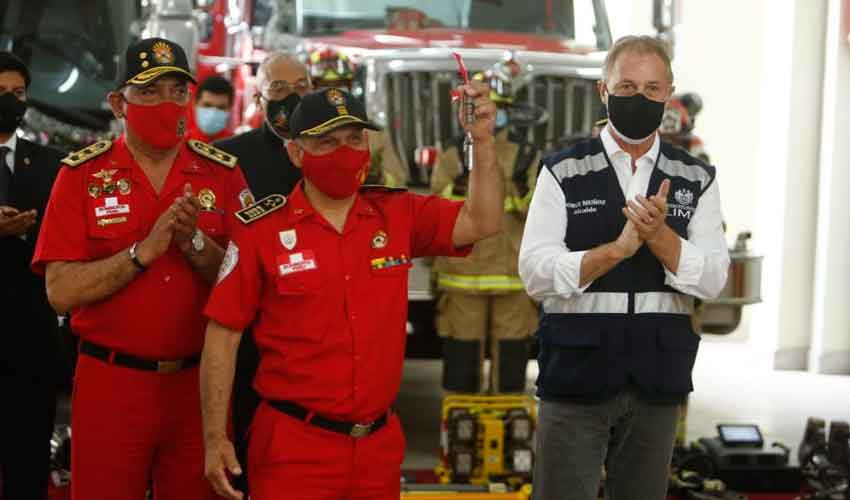 Bomberos recibieron la remodelada compañía Roma N° 2