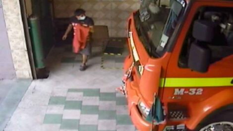 Graban a hombre robando en cuartel de Bomberos de Quillota
