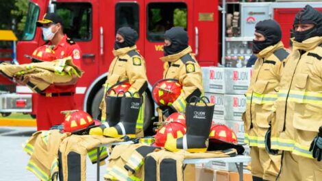 Los Bomberos de Lima y Callao con nuevos equipos de Protección