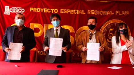 Vehículos para incendios forestales serán entregados a Bomberos