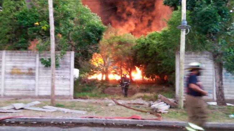 Incendio en una fábrica de plástico en General Pacheco