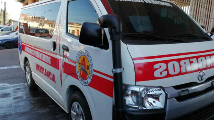 Bomberos Voluntarios se equipan con nuevas ambulancias
