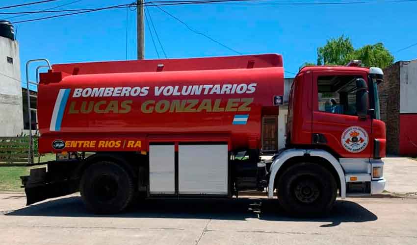 Los Bomberos Voluntarios de Lucas González con nuevo cisterna