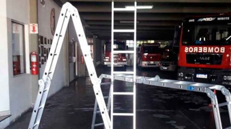 Los Bomberos Voluntarios sumaron escaleras articuladas