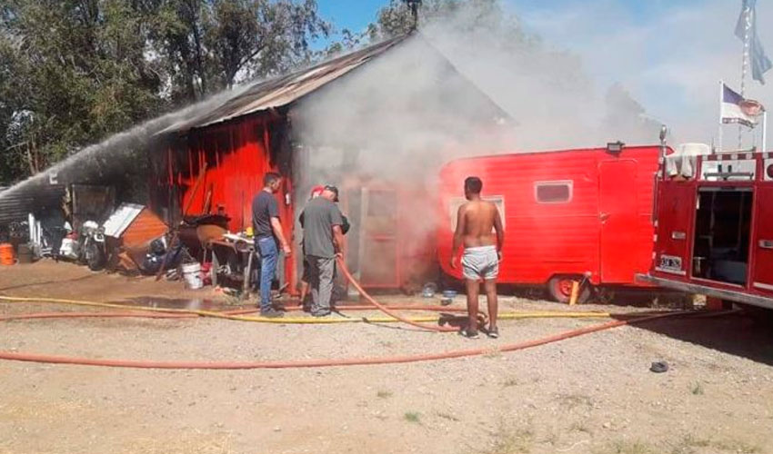 Incendio destruye cuartel de Bomberos Voluntarios
