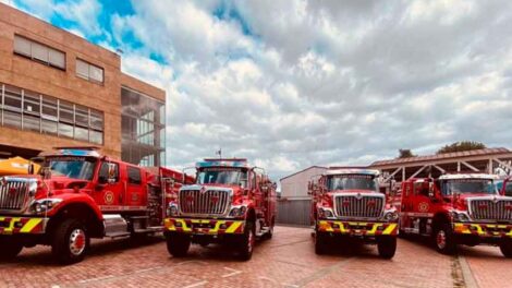 Cuerpo de Bomberos de Bogotá estrena cuatro máquinas