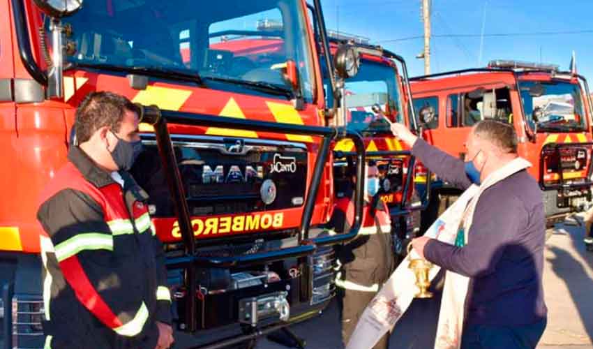 Bomberos de O’Higgins reciben siete carros de especialidad forestal