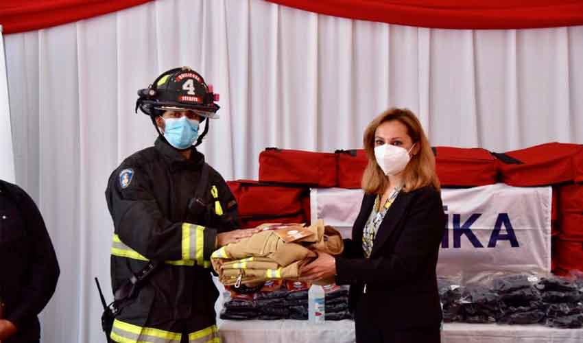 Turquía entregó valiosa donación a Bomberos de Quilicura