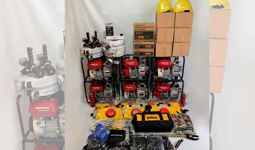 Importante entrega de elementos a la Federación Misionera de Bomberos