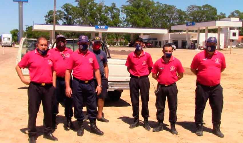 Gobierno provincial donó camioneta a Bomberos de Esquina