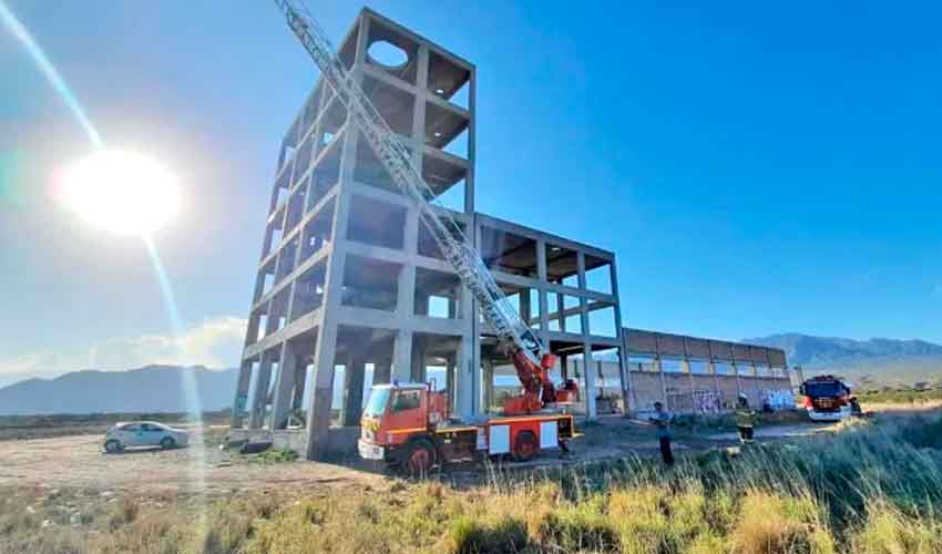 Se presentará el nuevo camión de bomberos de Salto de las Rosas