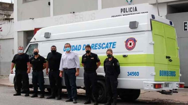 Bomberos de Dolores presentaron su nueva unidad de rescate