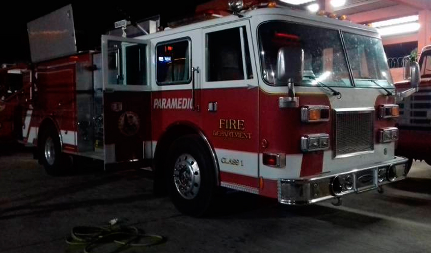 Donan vehículos de emergencia a Bomberos Mazatlán