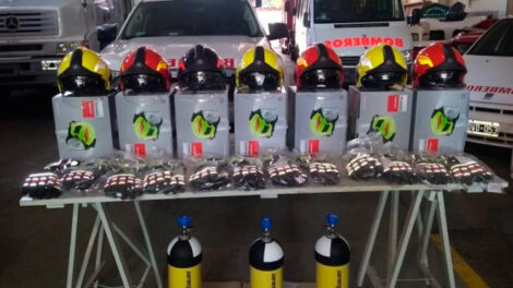 Bomberos presentó nuevo equipamiento para el cuerpo activo