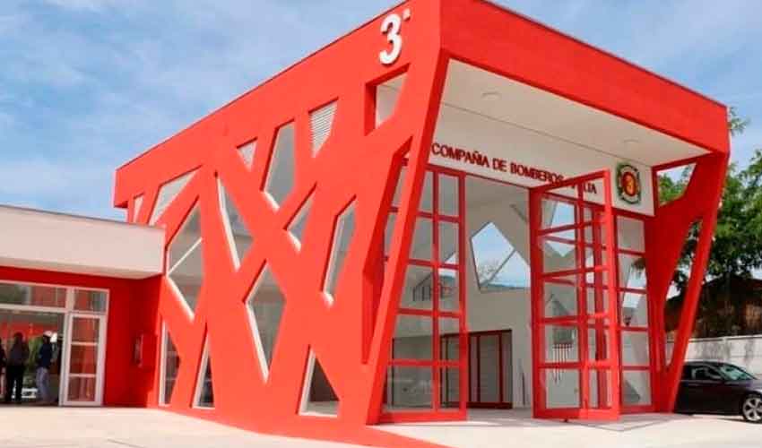 Inauguran nuevo cuartel de Bomberos en Santa Cruz