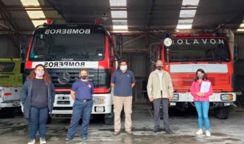 Bomberos de Dolavon incorporan un protocolo contra la violencia de género