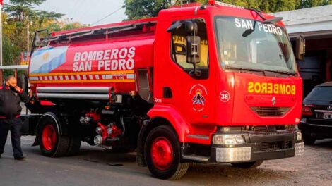 Bomberos Voluntarios de San Pedro presentó una nueva unidad