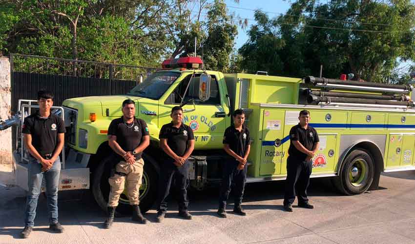 Bomberos de Escuinapa trabaja con camión prestado