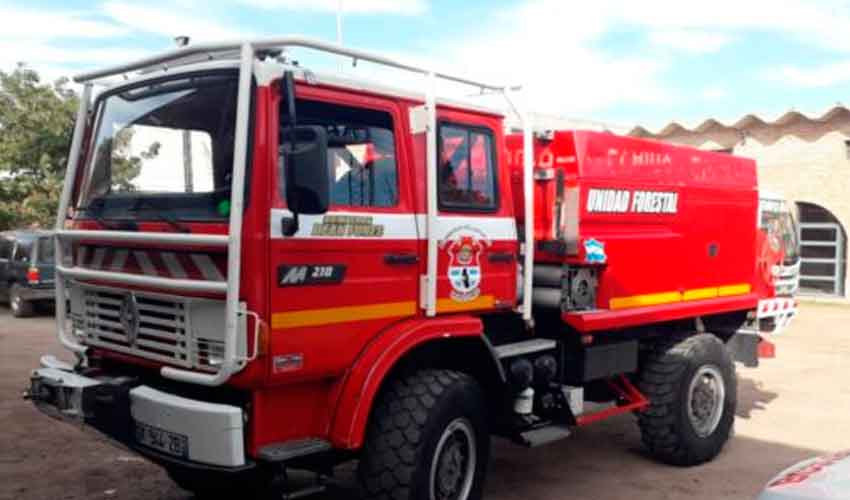 Bomberos de Deán Funes cuenta con una nueva unidad