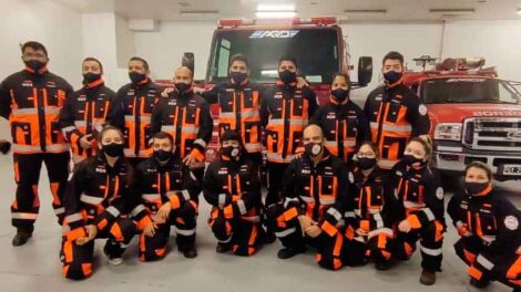 Bomberos de Rawson con nuevos trajes de Rescate Vehícular