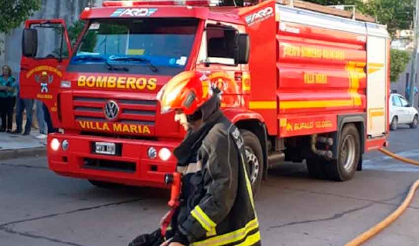Confirman que vacunarán a todos los bomberos de la provincia