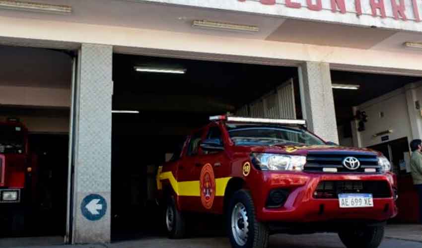 Nuevos móviles y nuevo cuartel para Bomberos Voluntarios