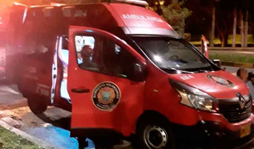 Cali: Les robaron una ambulancia a los Bomberos