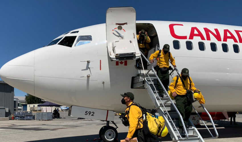 México envía bomberos para combatir incendio en Canada