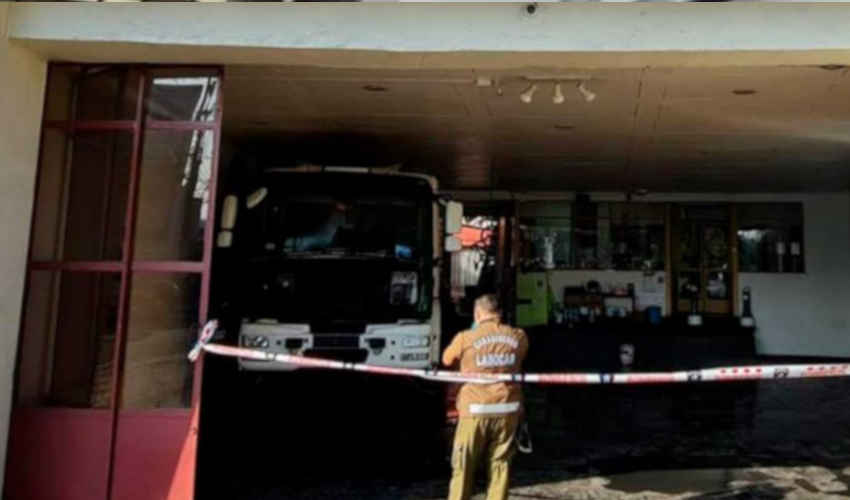 Principio de incendio afectó al Cuartel de Bomberos