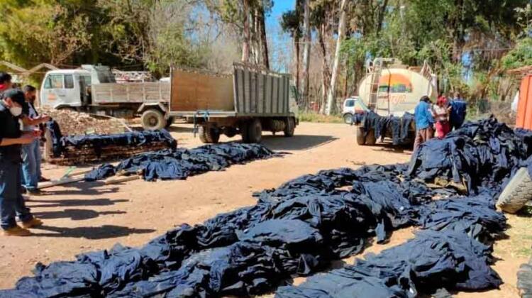 Hallan deteriorado material donado para los bomberos de Tarija