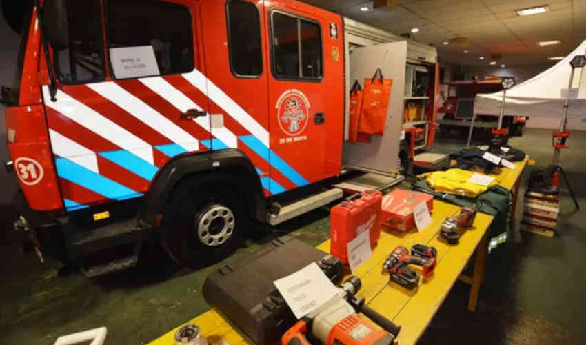 Bomberos de 25 de Mayo presentó el material adquirido