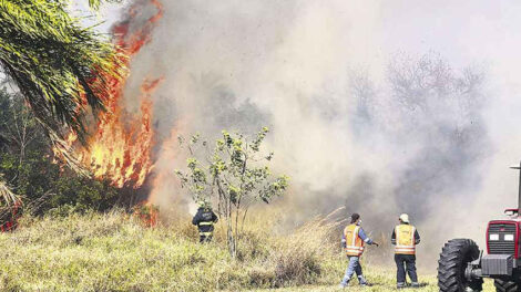 Emergencia: Bomberos operan con equipos viejos