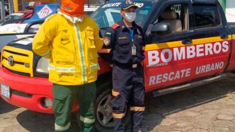 Bomberos de Rescate Urbano reciben un vehículo dotado por el Gobierno