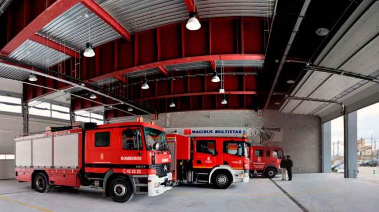 La Diputación proyecta disponer de dos parques provinciales de bomberos