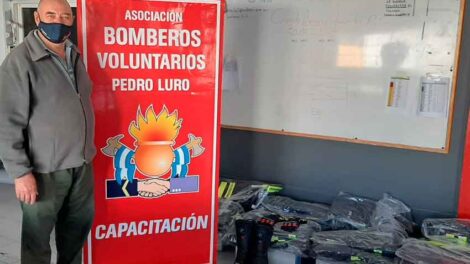 Bomberos adquirieron nueva equipación hecha a medida en Austria