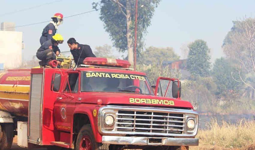 Bomberos de Santa Rosa ante el desafío de adquirir un nuevo vehículo