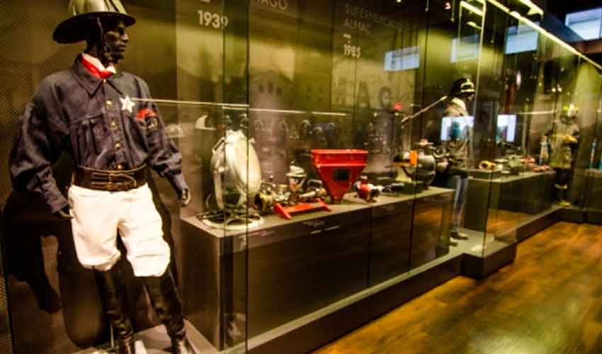 Museo de Bomberos reabrió sus puertas de forma presencial