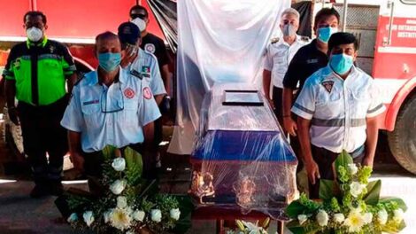 Le dan último adiós a comandante de Bomberos Metropolitanos 