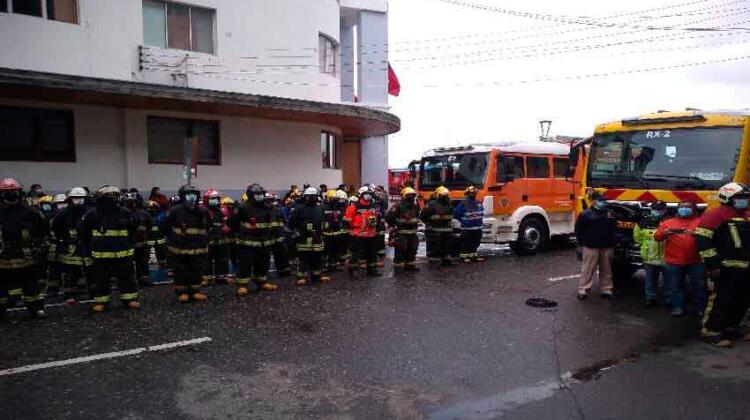 Región de los Lagos recibió 23 nuevos carros para bomberos de tres provincias