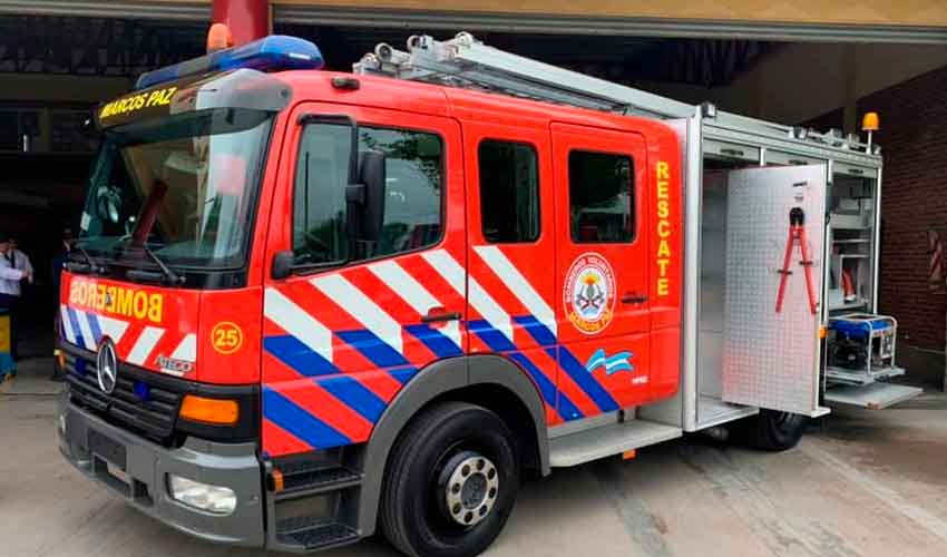 Bomberos Voluntarios de Marcos Paz adquirieron un nuevo autobomba
