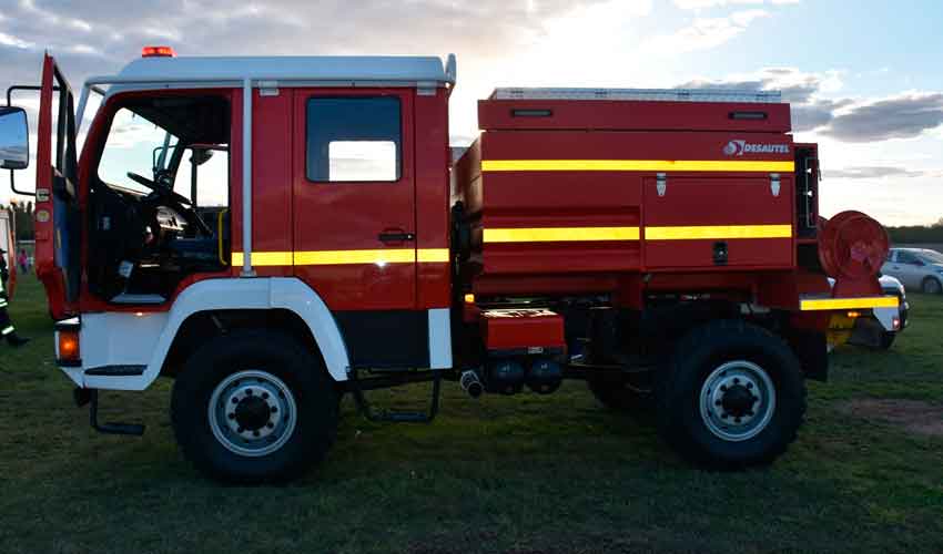 Bomberos Voluntarios de Moquehuá con nueva unidad forestal