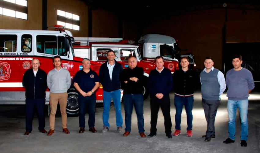 Bomberos de Olavarría recibió a directivos de Cementos Avellaneda