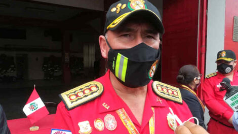 Bomberos de Mollendo recibirían nuevos uniformes a fin de año