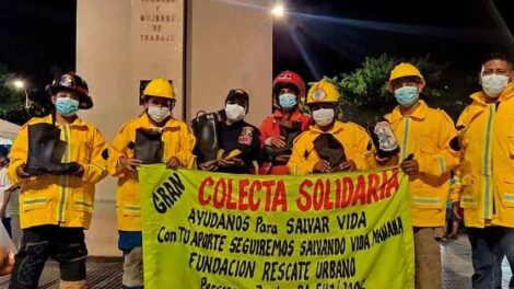 Los bomberos inician campaña para construir su propio camión