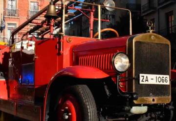 El primer camión de bomberos vuelve a las calles de Zamora