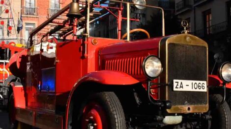 El primer camión de bomberos vuelve a las calles de Zamora