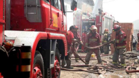Bomberos de Barranco realizan rifa solidaria para traer equipos