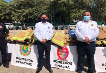 Entregan uniformes nuevos a Bomberos de Mazatlán